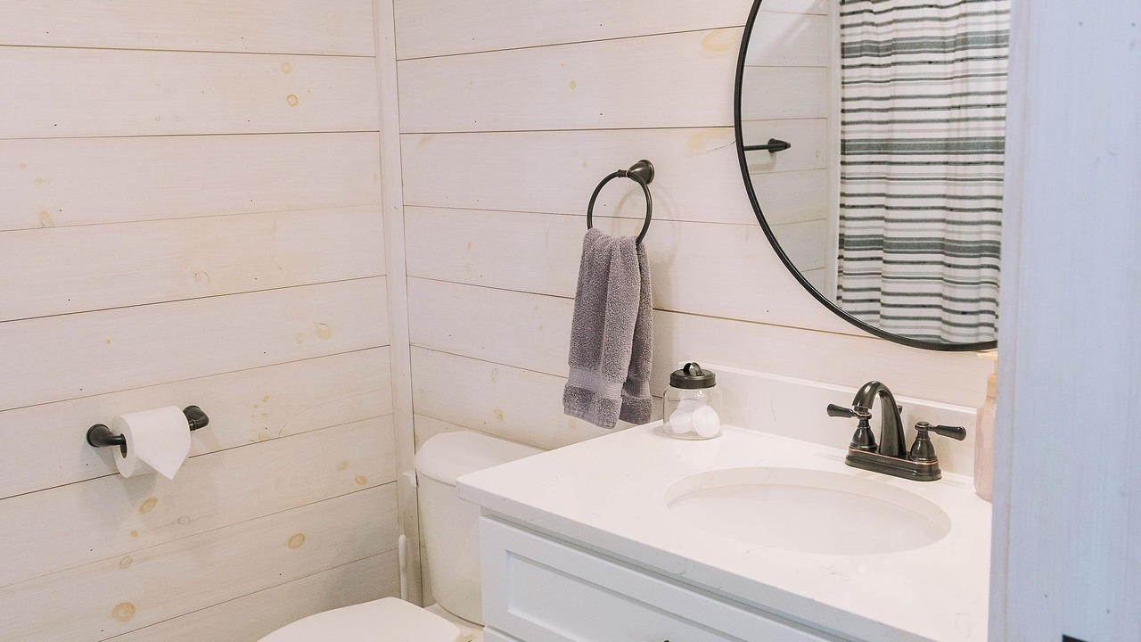 Photo of Bathroom in Salem