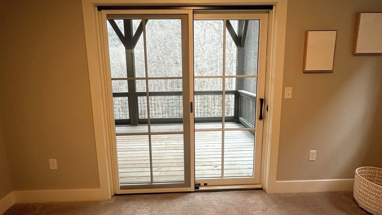 Photo of Bedroom in Bear Lake Reserve