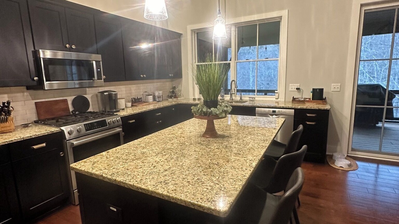 Photo of Kitchen in Bear Lake Reserve