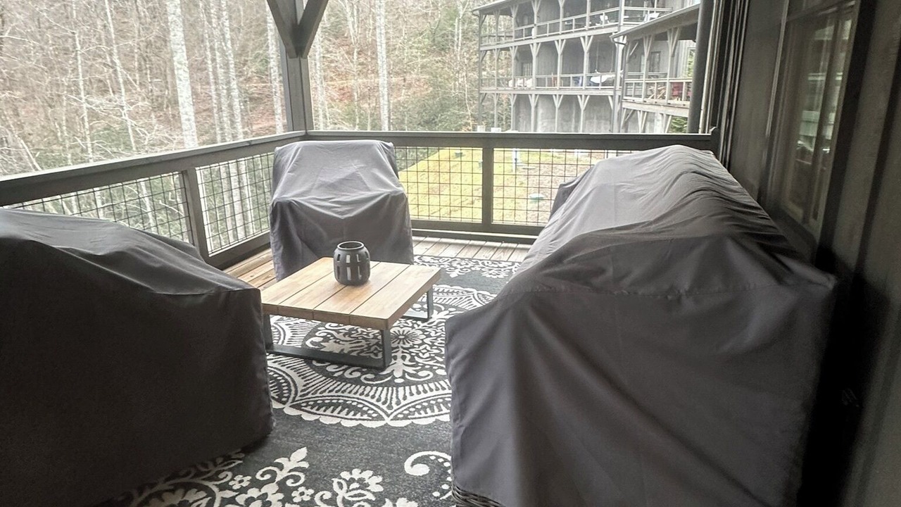 Photo of Patio Balcony in Bear Lake Reserve