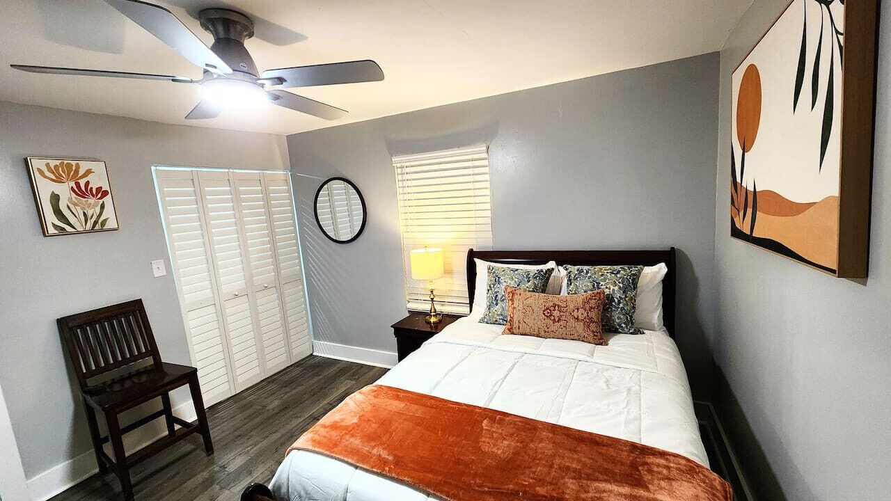 Photo of Bedroom in Savannah