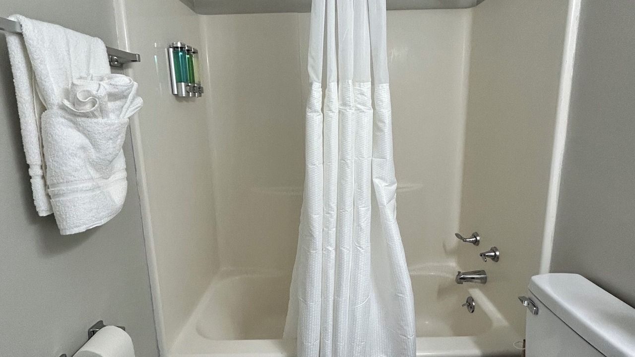 Photo of Bathroom in Piney Green