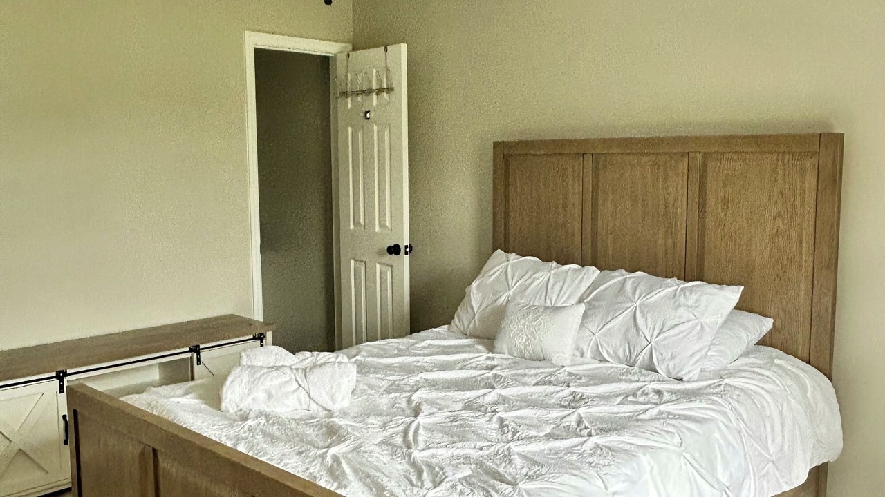 Photo of Bedroom in Piney Green