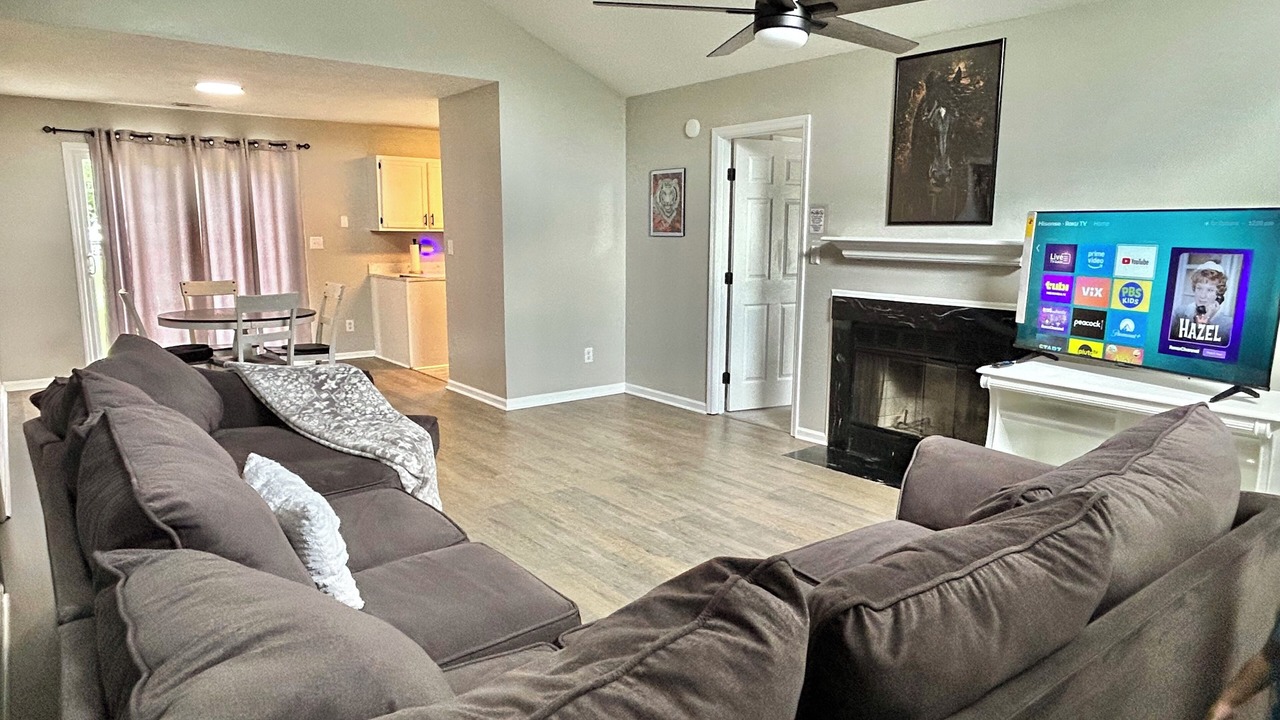 Photo of Livingroom in Piney Green