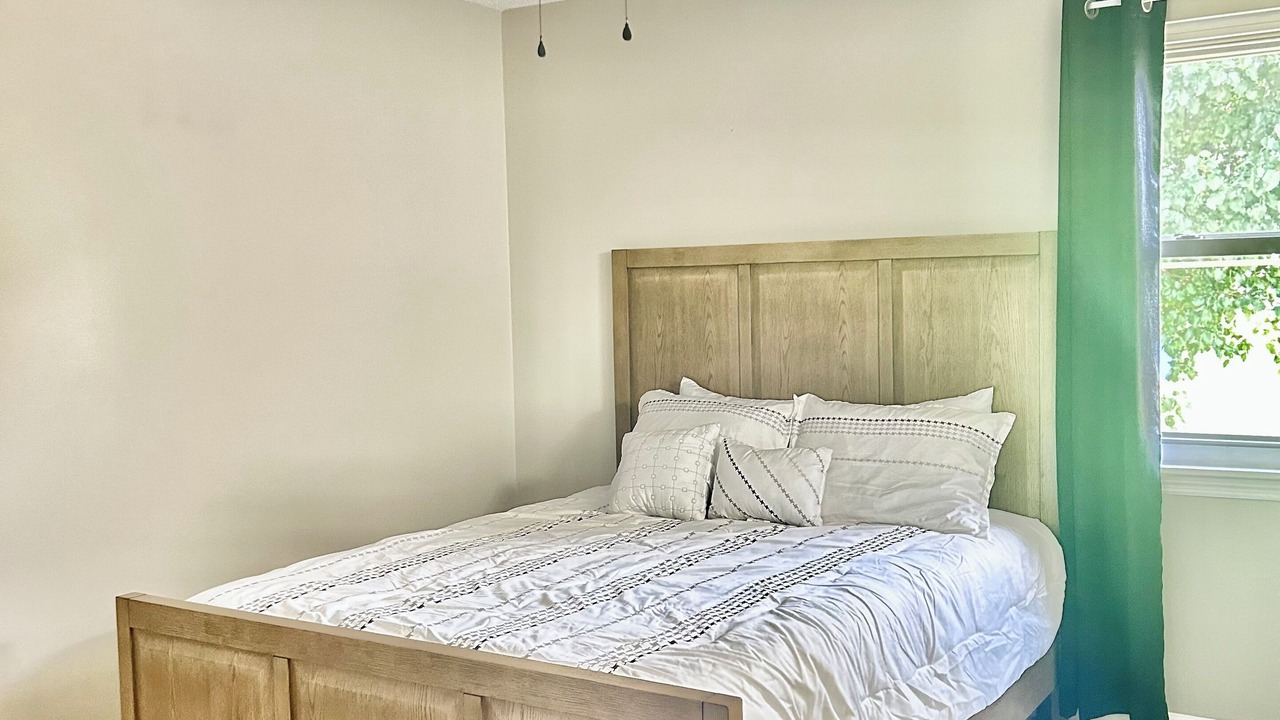 Photo of Bedroom in Piney Green