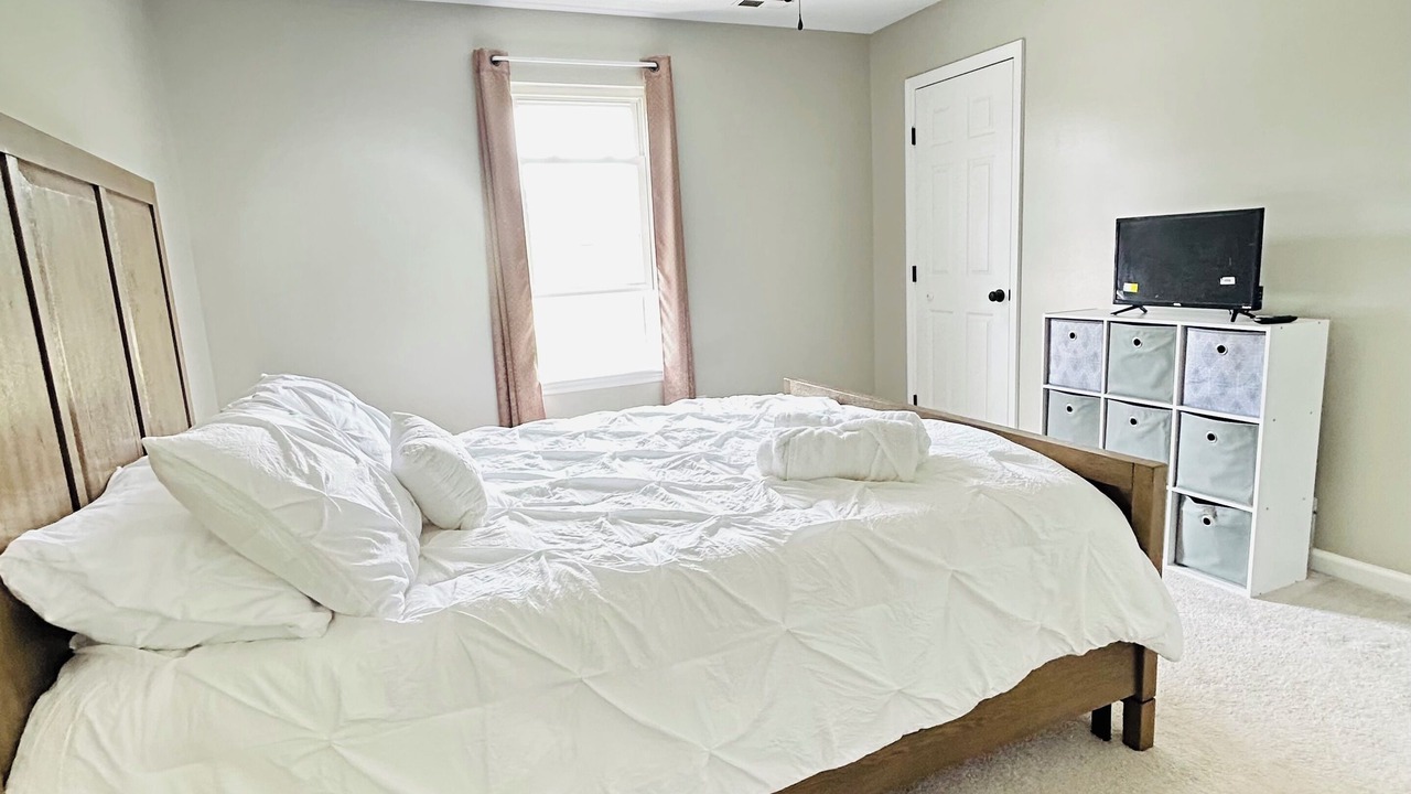 Photo of Bedroom in Piney Green