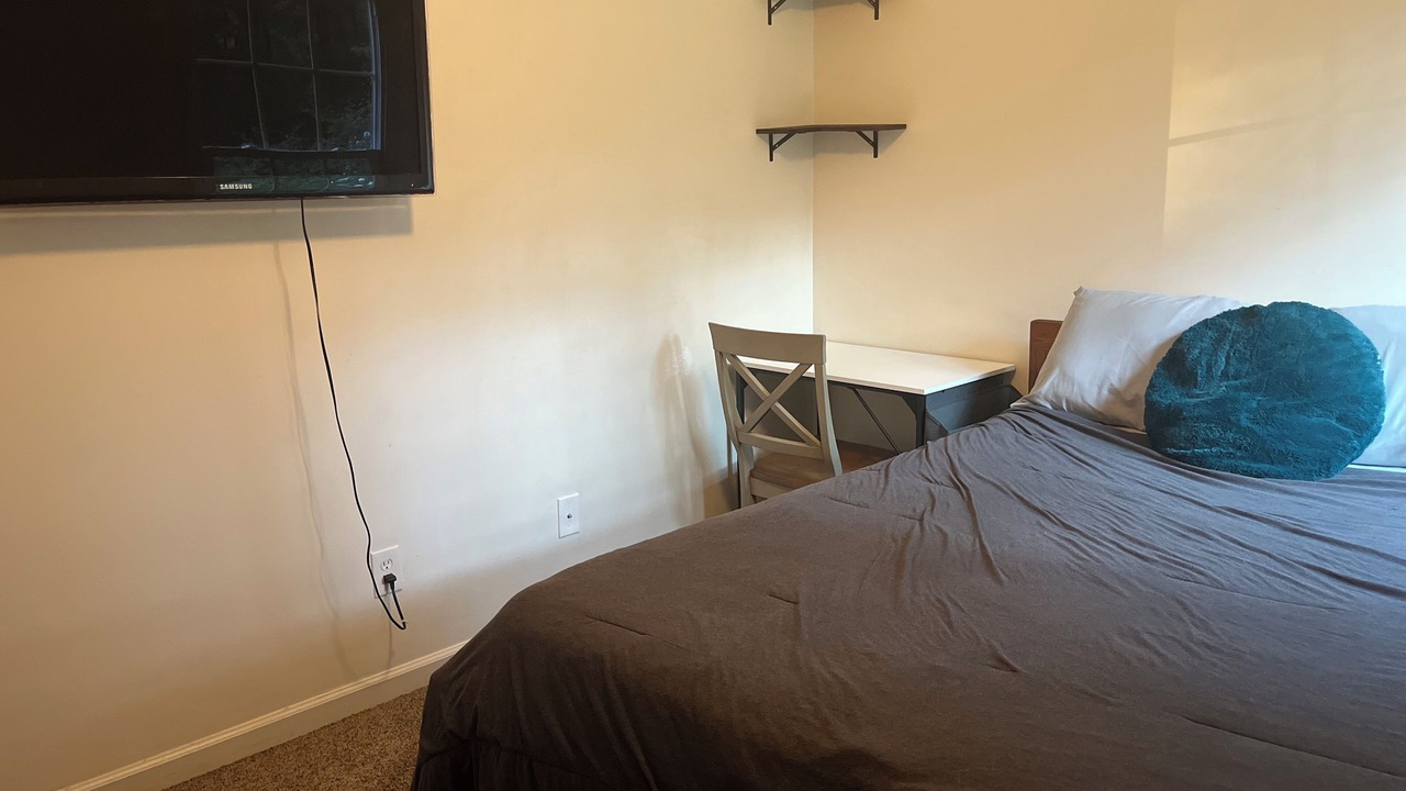 Photo of Bedroom in South View