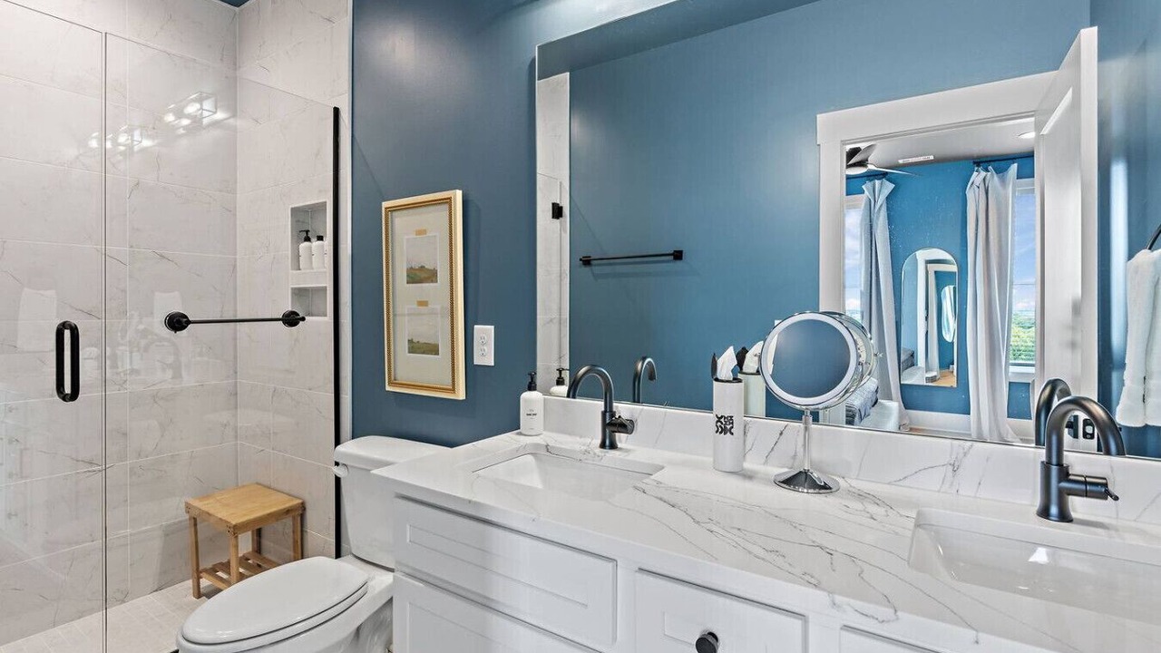 Photo of Bathroom in Haynes Area
