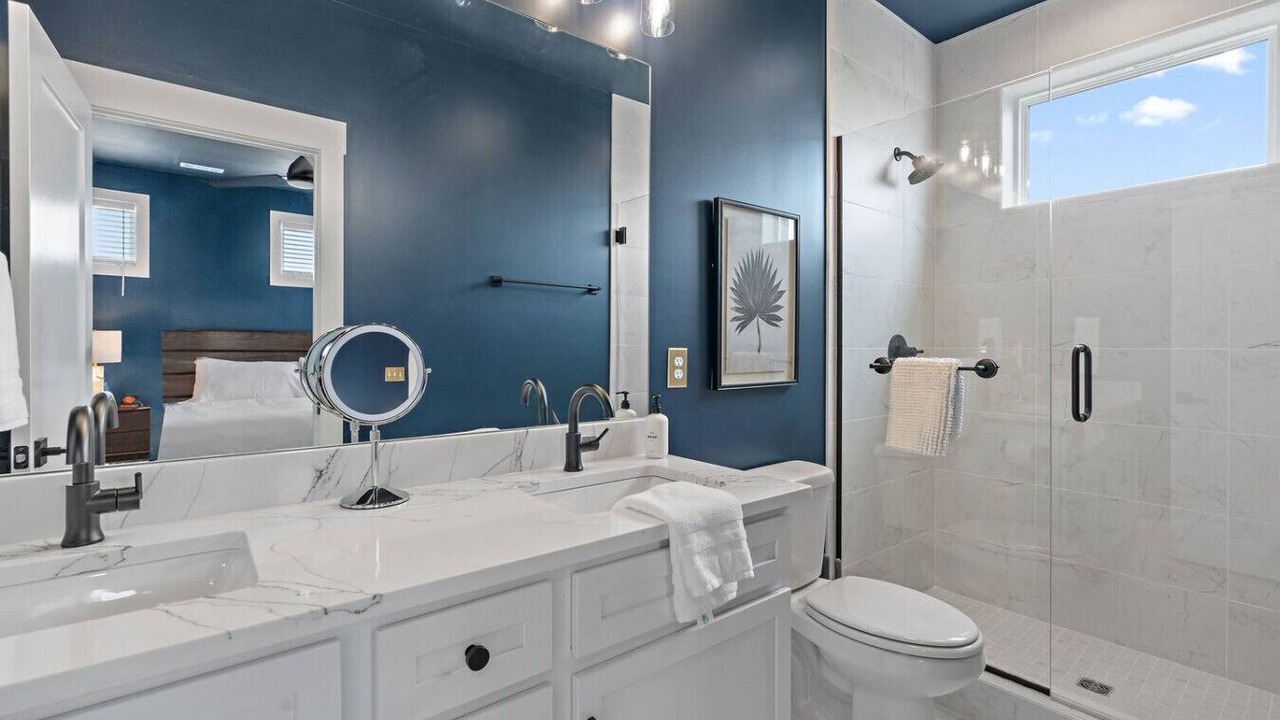 Photo of Bathroom in Haynes Area