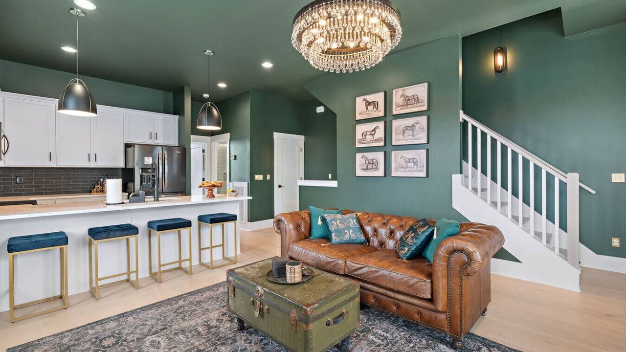 Photo of Livingroom in Haynes Area