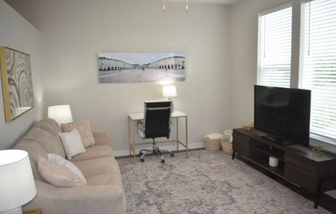Photo of Livingroom in First Ward