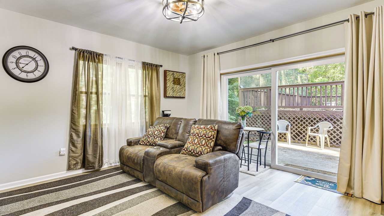 Photo of Livingroom in Monroe