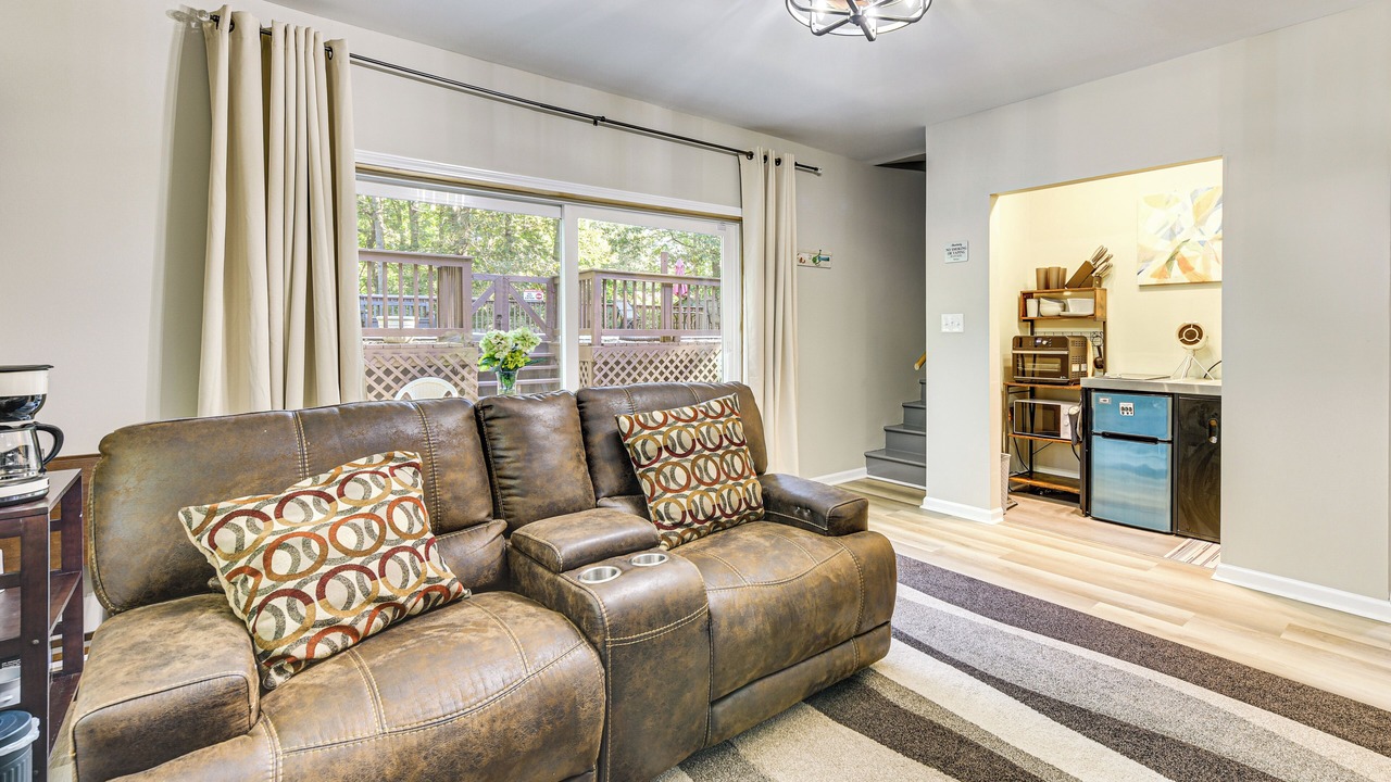 Photo of Livingroom in Monroe