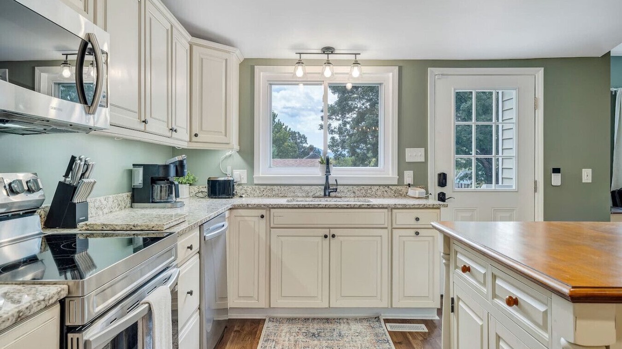 Photo of Kitchen in Roanoke