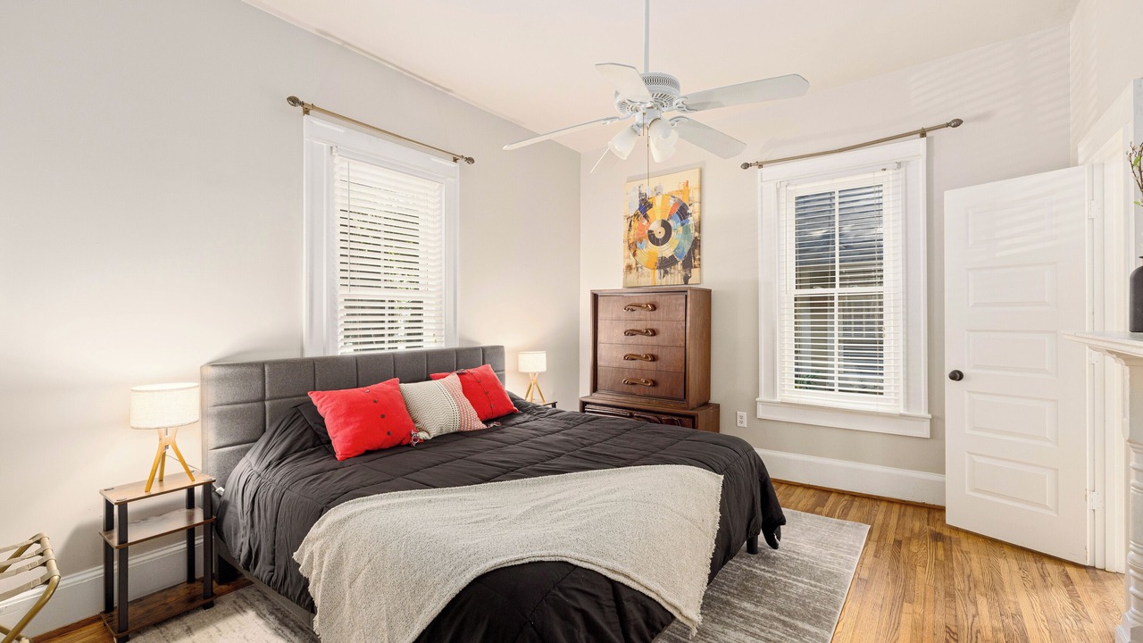 Photo of Bedroom in Plaza Midwood