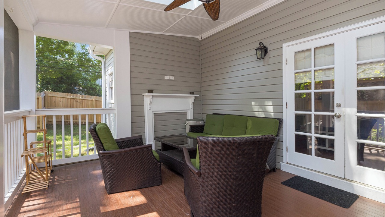 Photo of Patio Balcony in Plaza Midwood