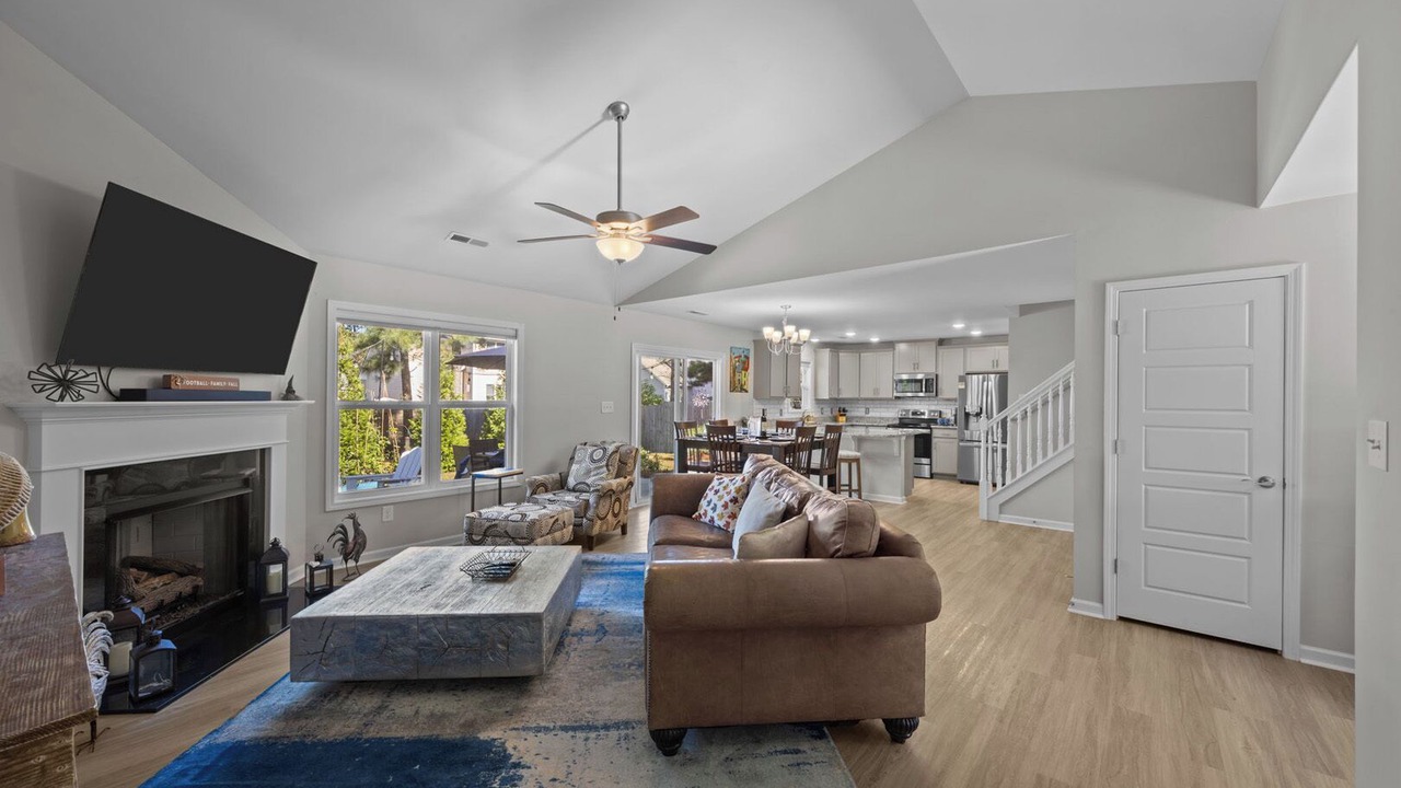 Photo of Livingroom in James City