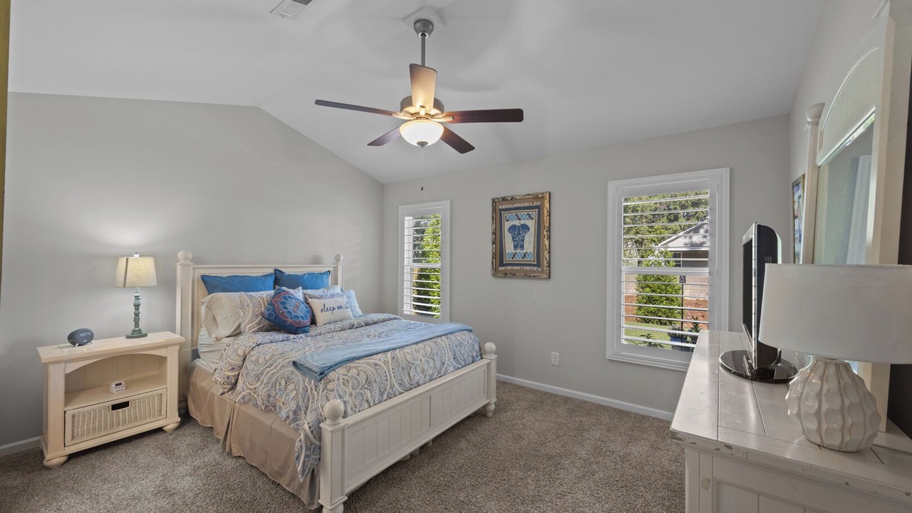 Photo of Bedroom in James City