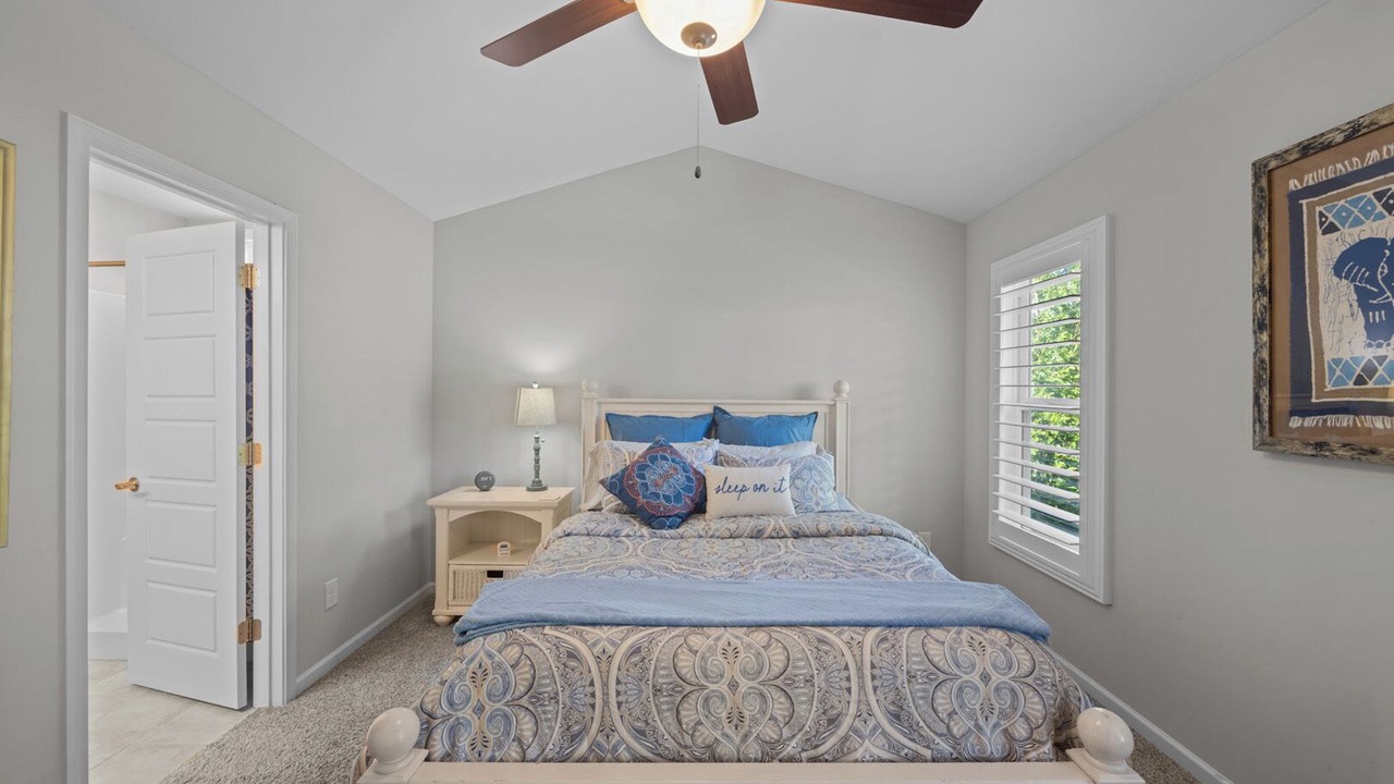 Photo of Bedroom in James City