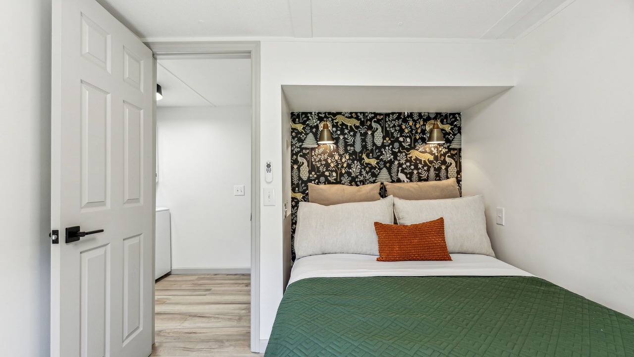 Photo of Bedroom in Hohenwald