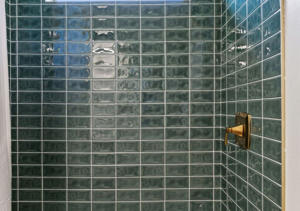 Photo of Bathroom in Hohenwald
