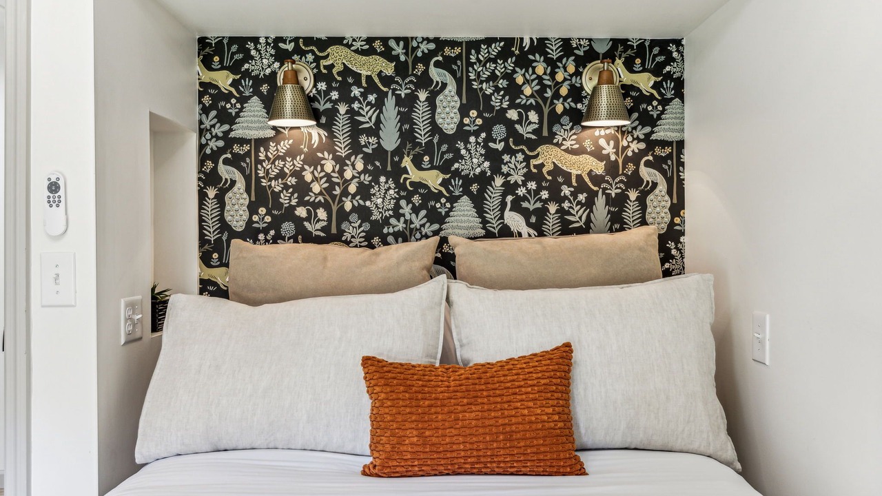 Photo of Bedroom in Hohenwald