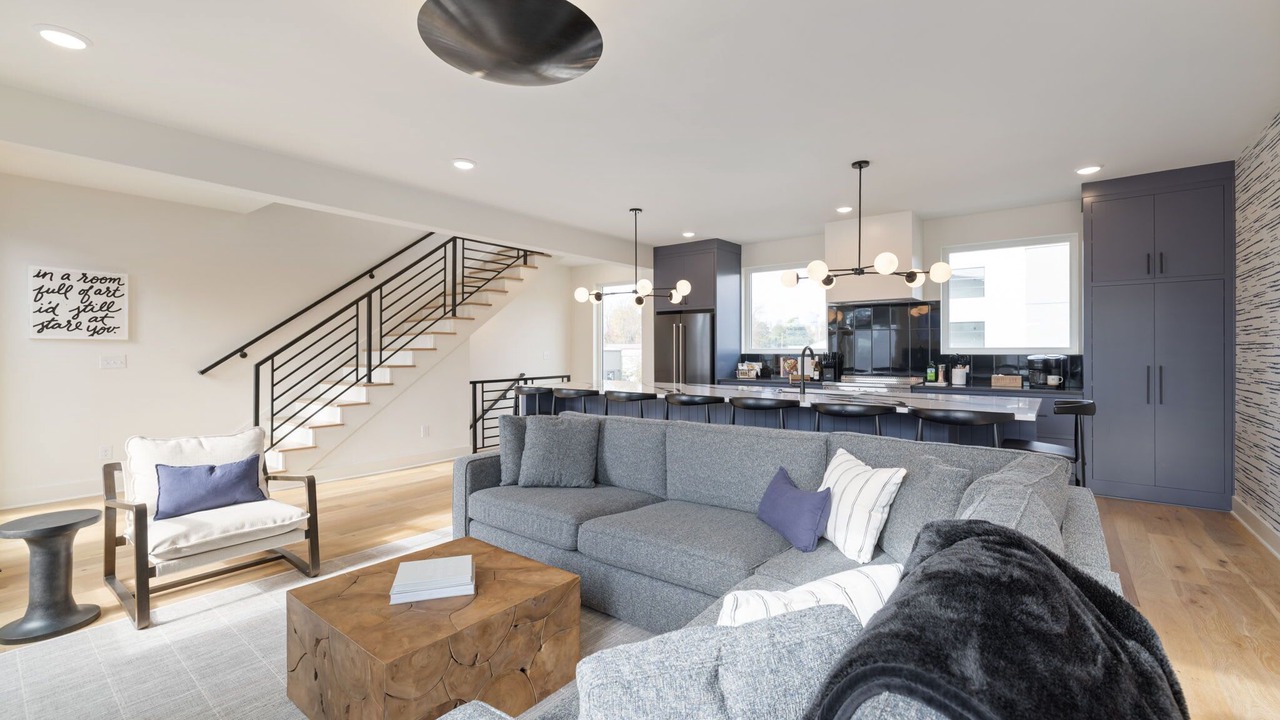 Photo of Livingroom in Chestnut Hill