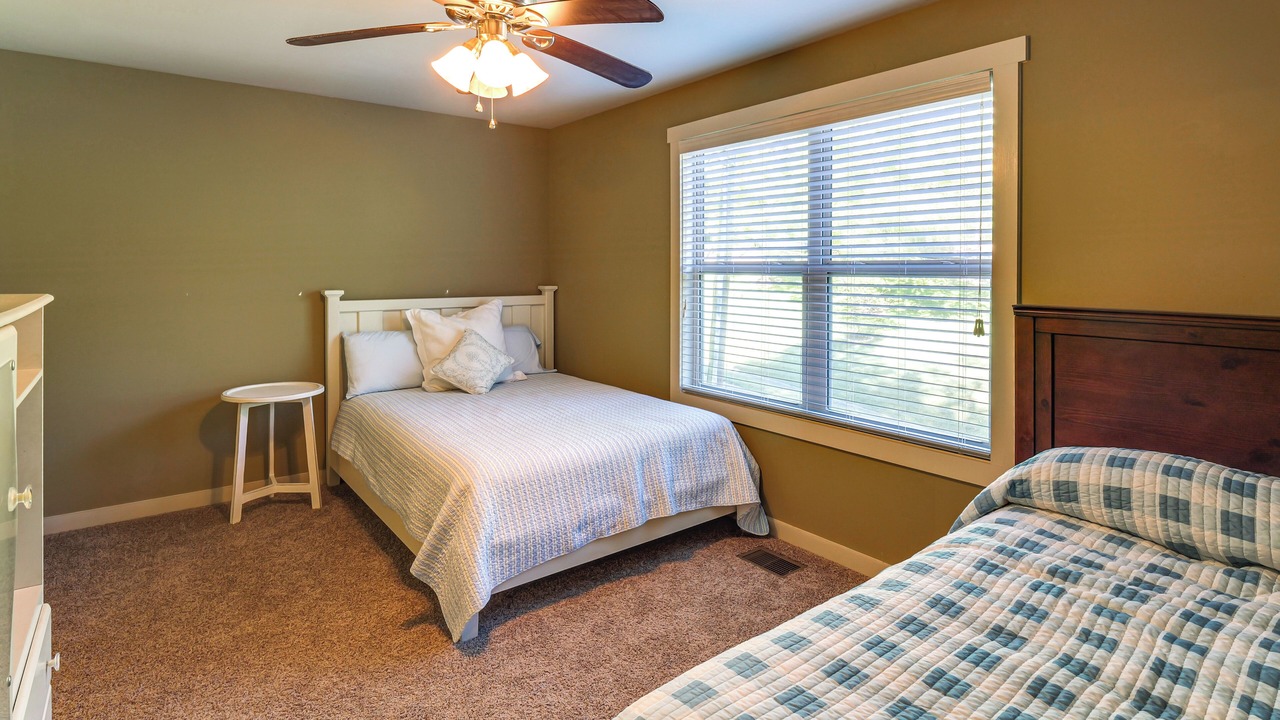 Photo of Bedroom in Smithville