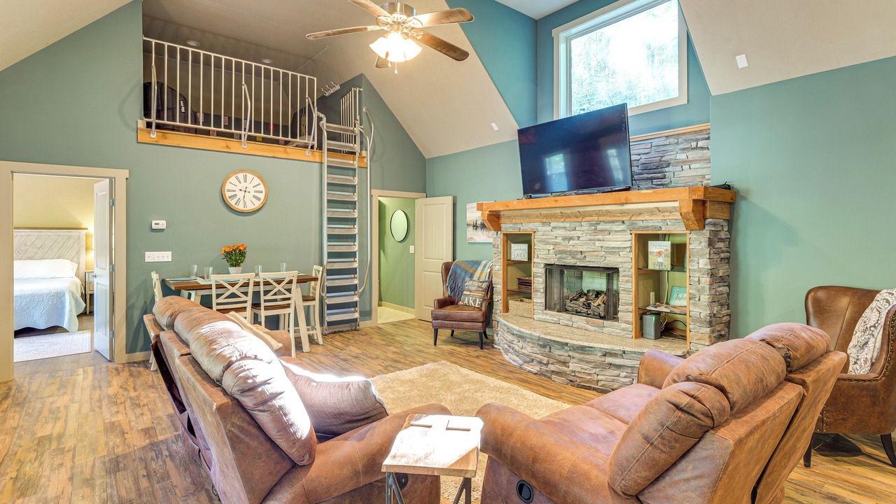 Photo of Livingroom in Smithville