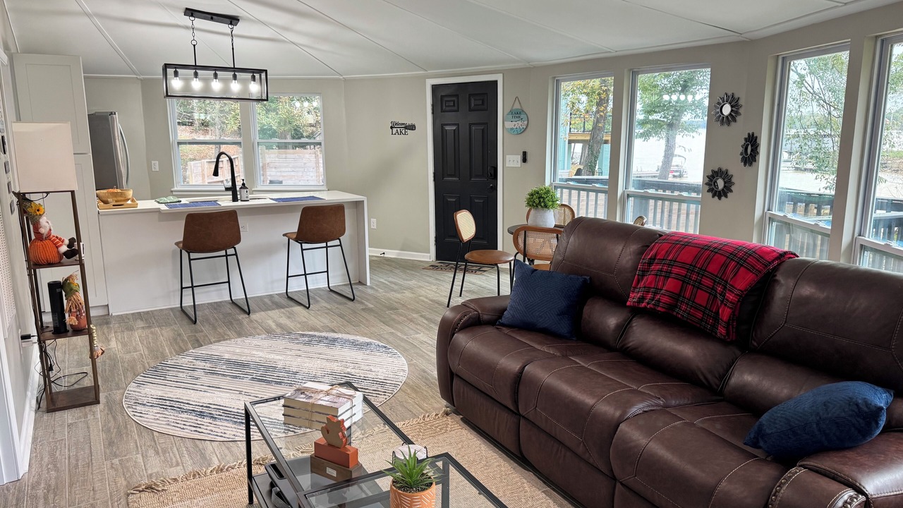 Photo of Livingroom in Southmont