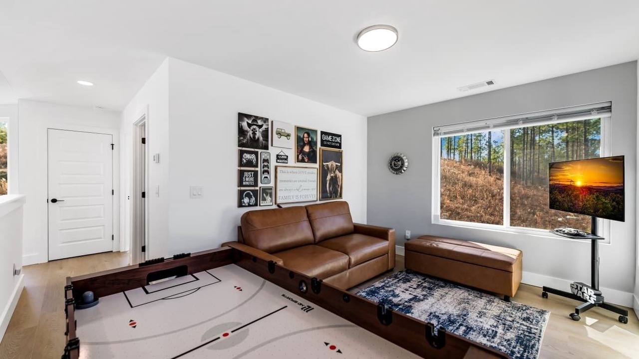 Photo of Bedroom in Talking Rock