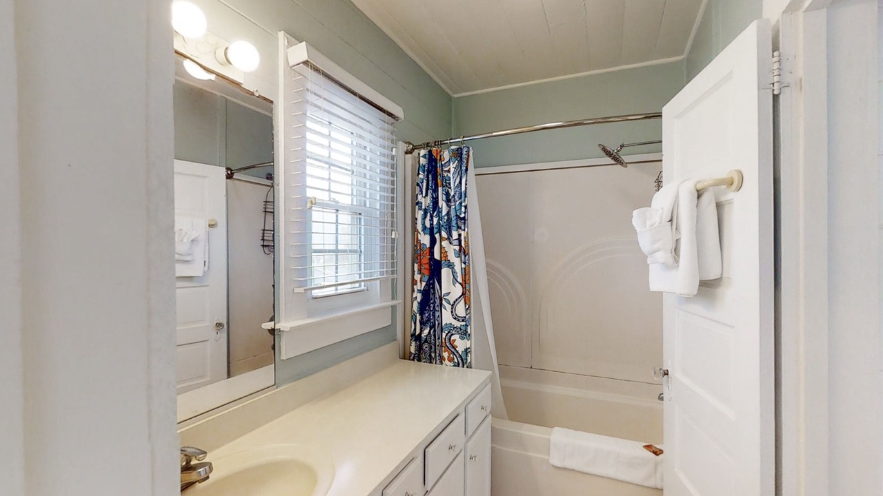 Photo of Bathroom in Atlantic Beach