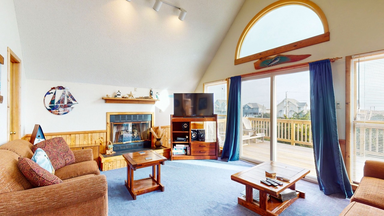 Photo of Livingroom in Waves