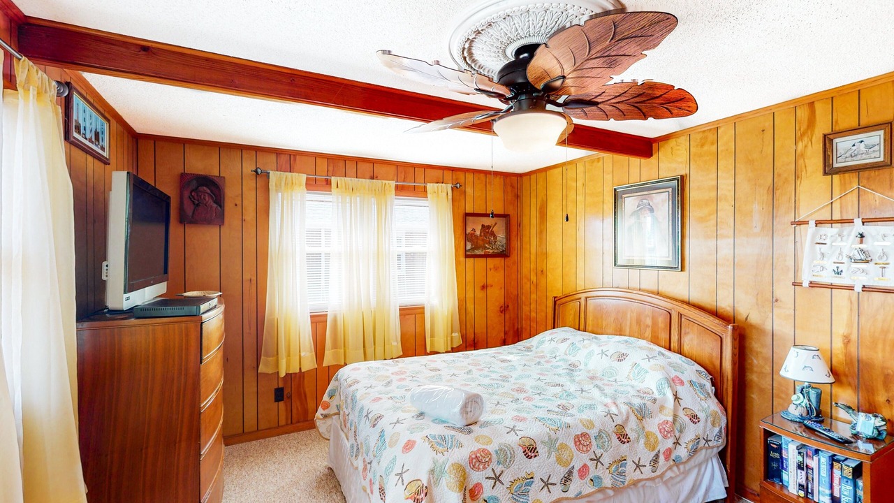 Photo of Bedroom in Buxton