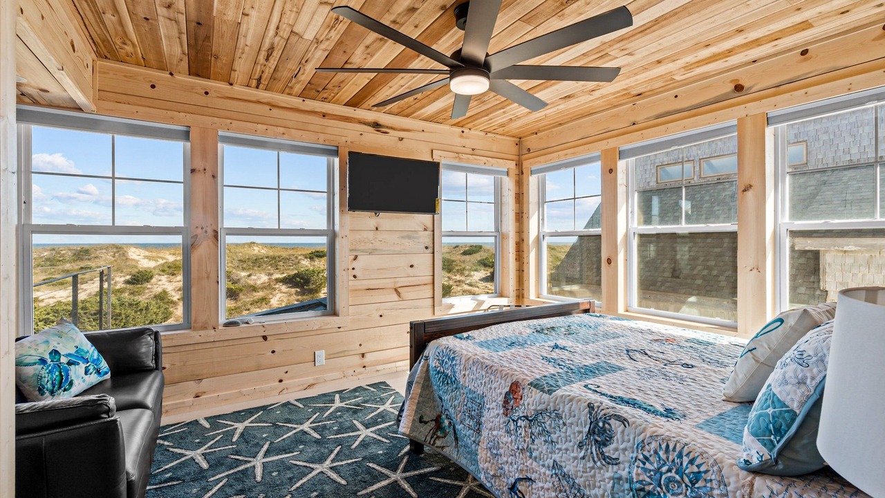 Photo of Bedroom in Ocean Isle Estates