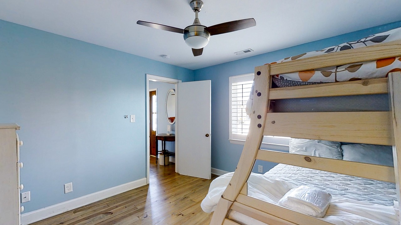 Photo of Bedroom in Atlantic Beach