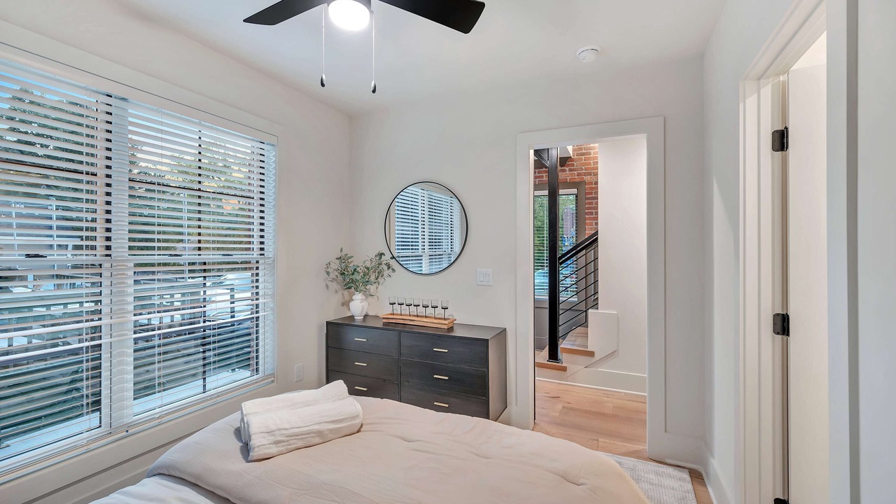 Photo of Bedroom in Hillsboro Village