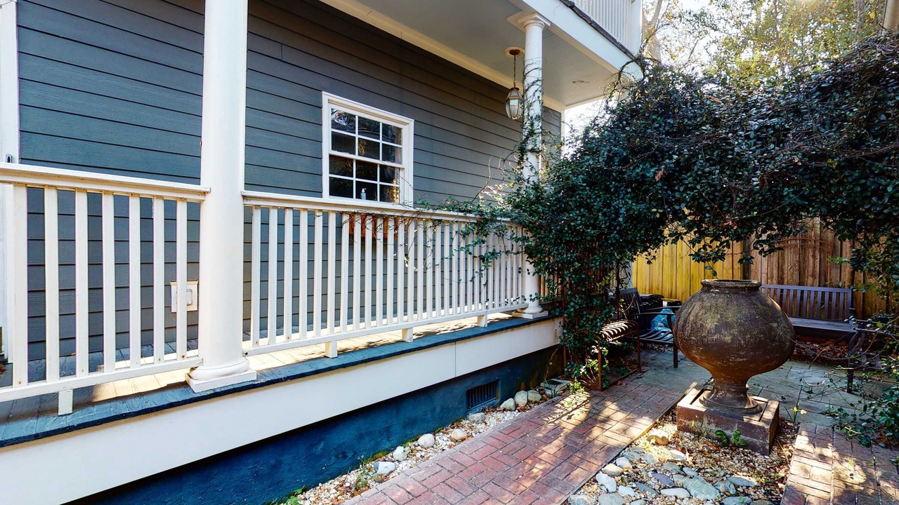 Photo of Patio Balcony in North-Central