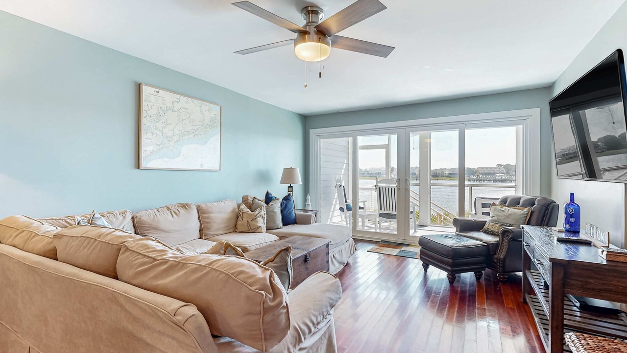 Photo of Livingroom in Folly Beach