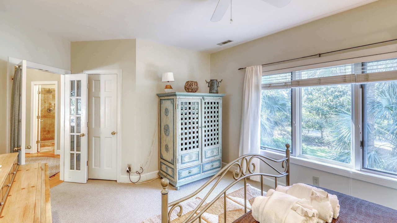 Photo of Bedroom in Vanderhorst Plantation