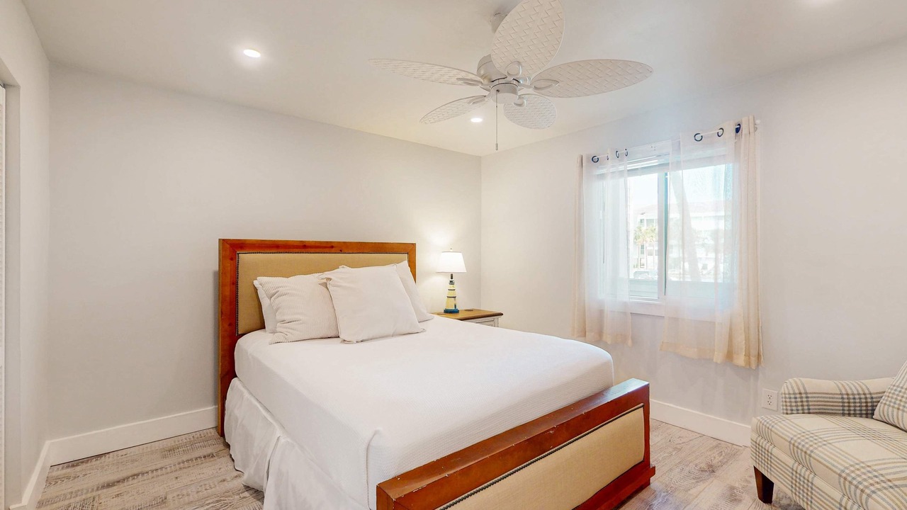Photo of Bedroom in Folly Beach