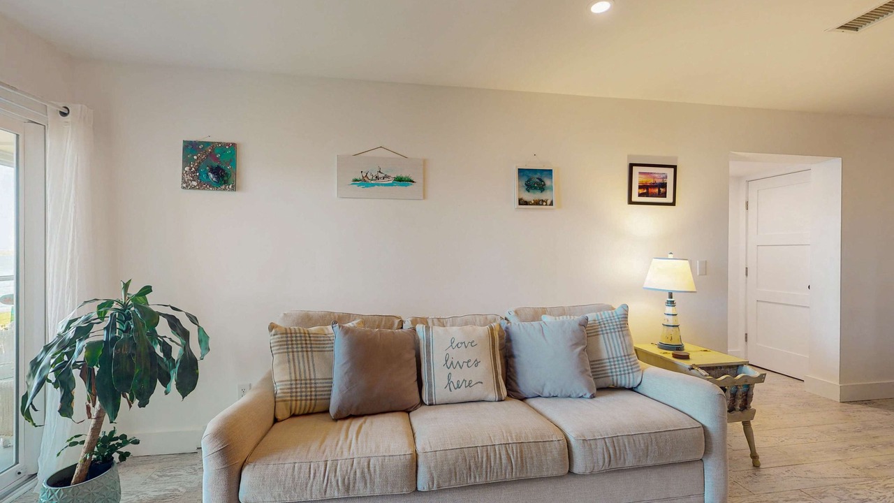 Photo of Livingroom in Folly Beach