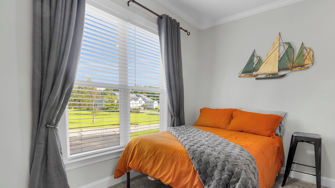 Photo of Bedroom in Fairfield Harbour
