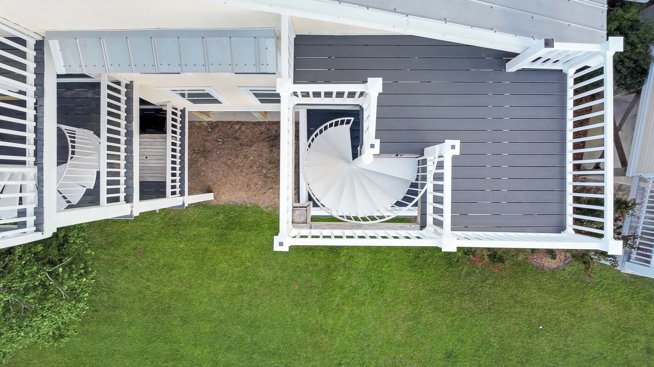 Photo of Patio Balcony in Fairfield Harbour