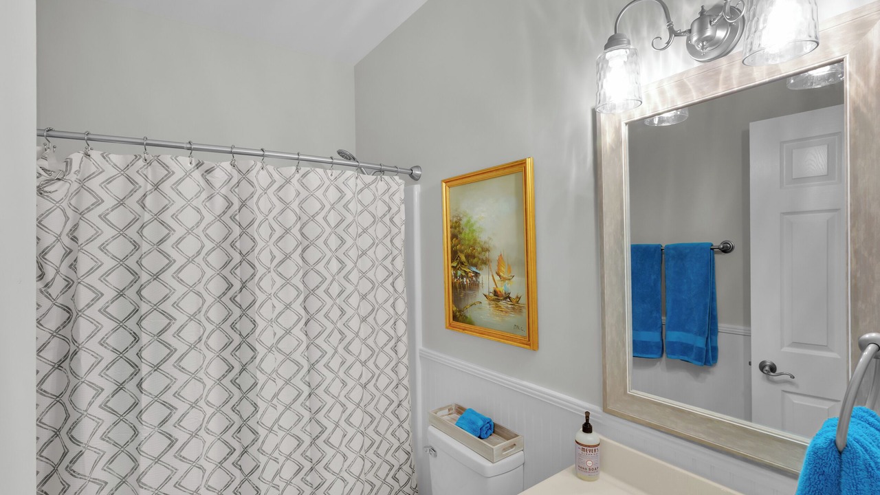 Photo of Bathroom in Fairfield Harbour