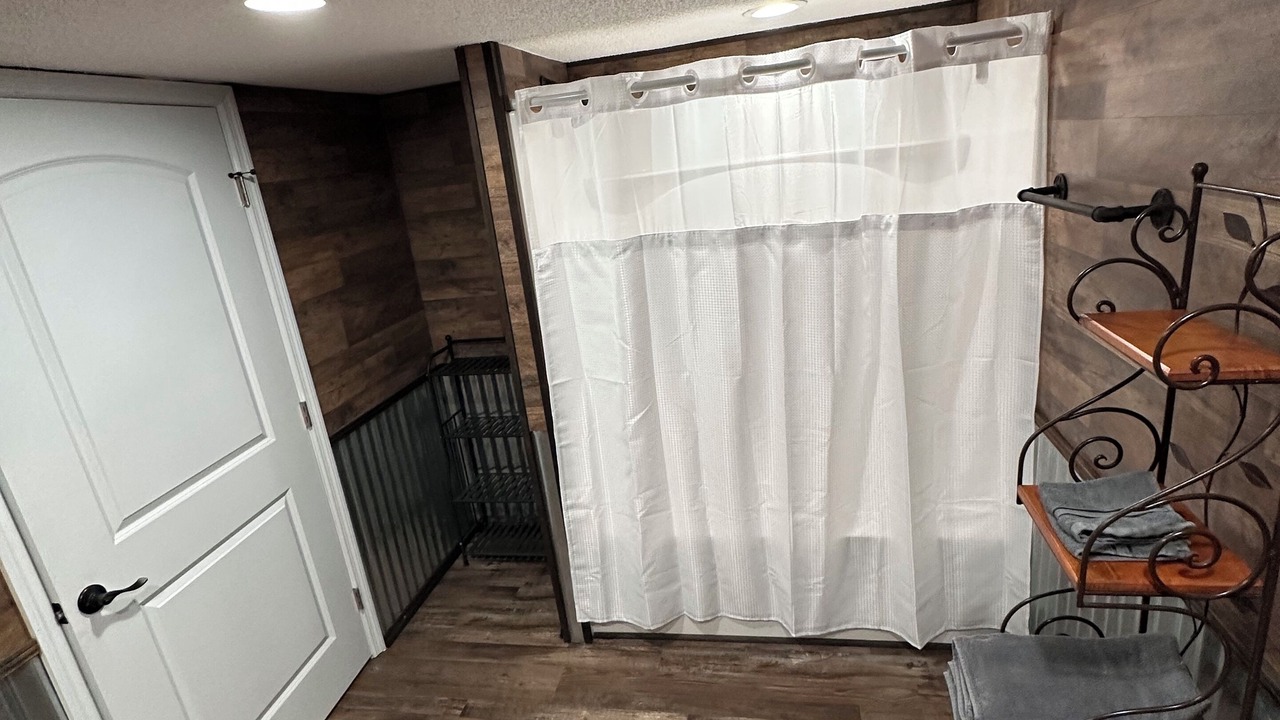 Photo of Bathroom in Ashley Oaks