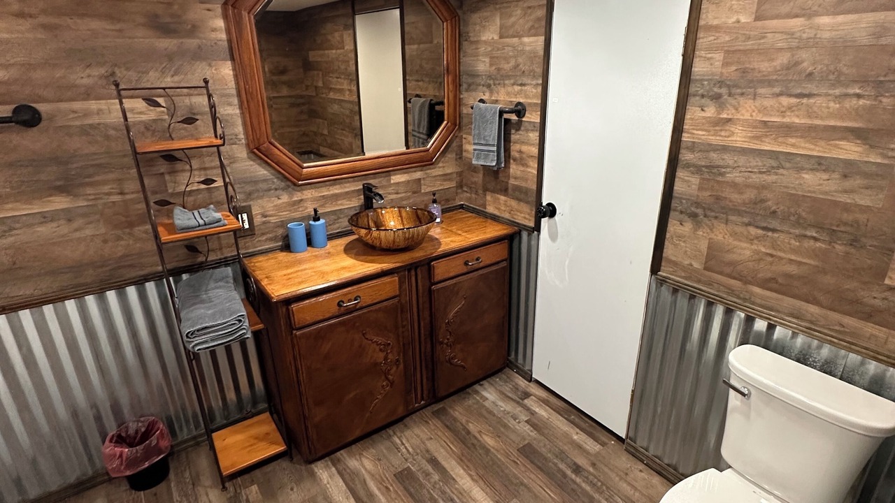 Photo of Bathroom in Ashley Oaks