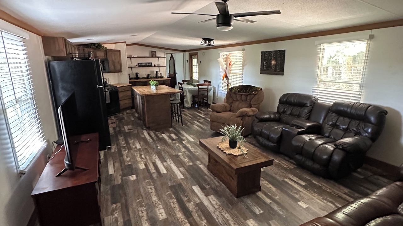 Photo of Bedroom in Ashley Oaks