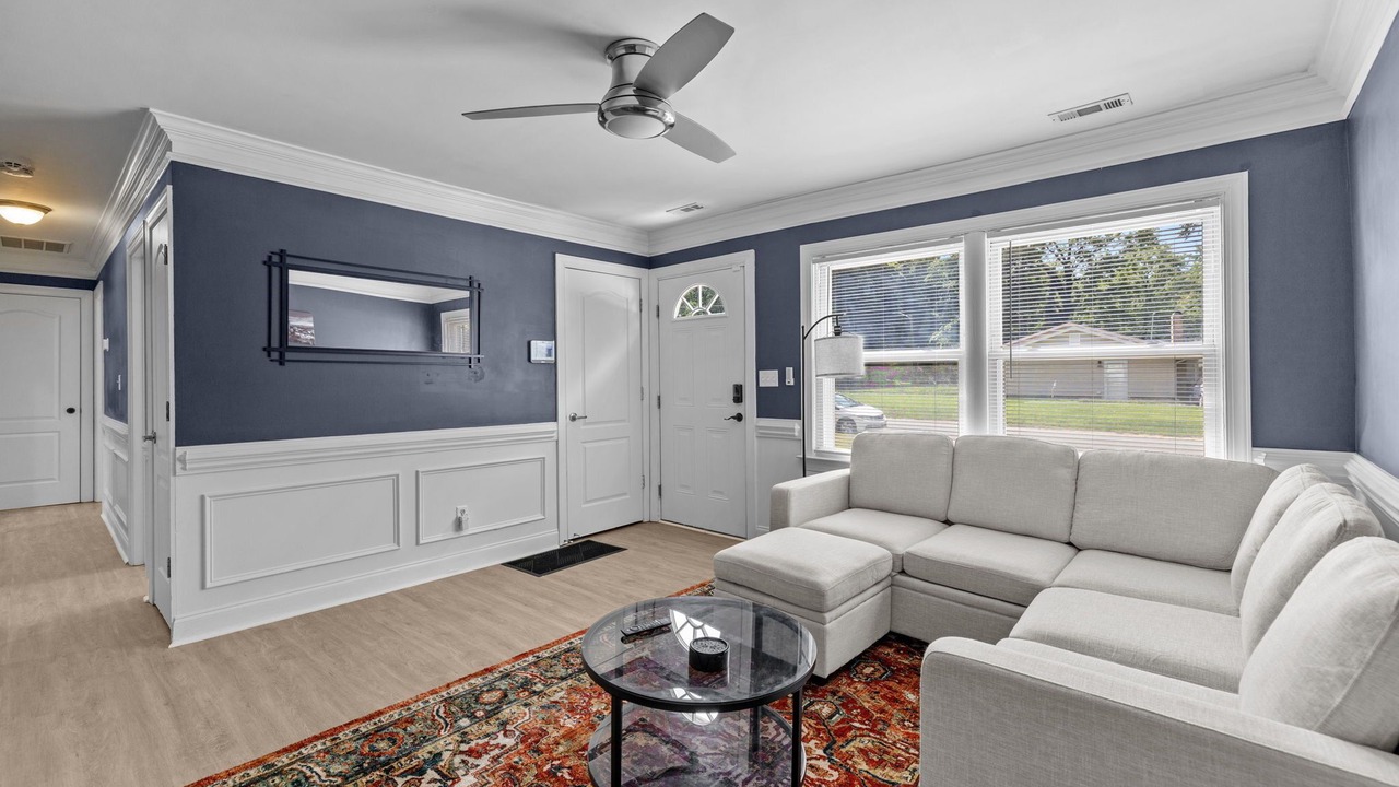 Photo of Livingroom in Paw Creek