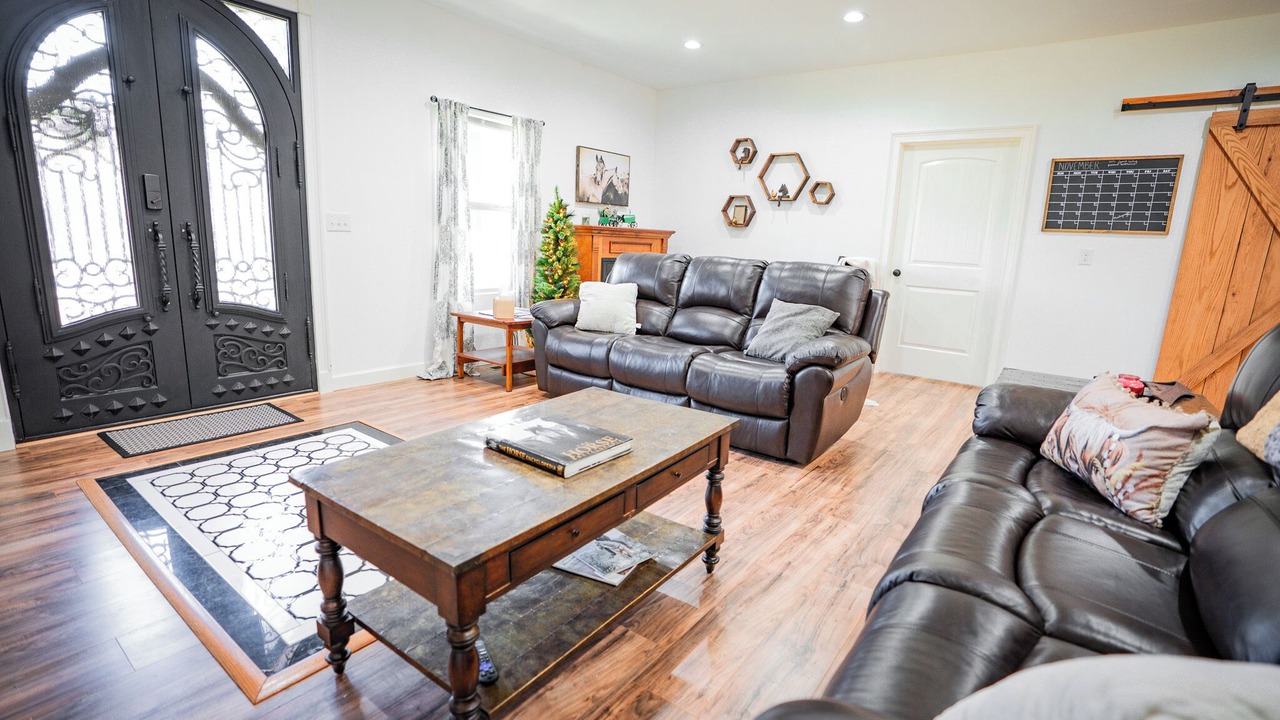 Photo of Livingroom in Dowelltown